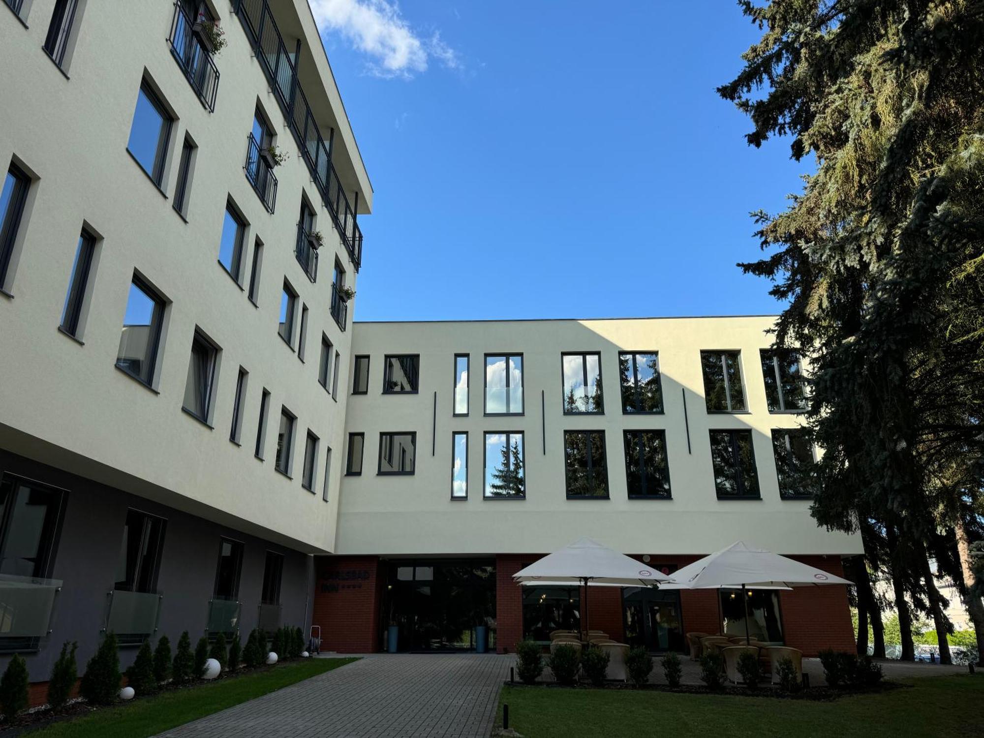 Parkhotel Carlsbad Inn Dalovice Exterior foto